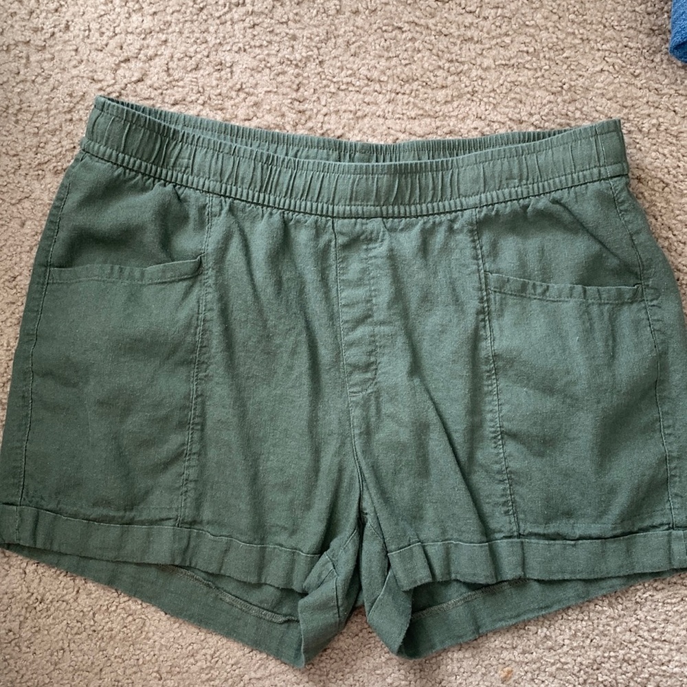 Old navy green soft shorts